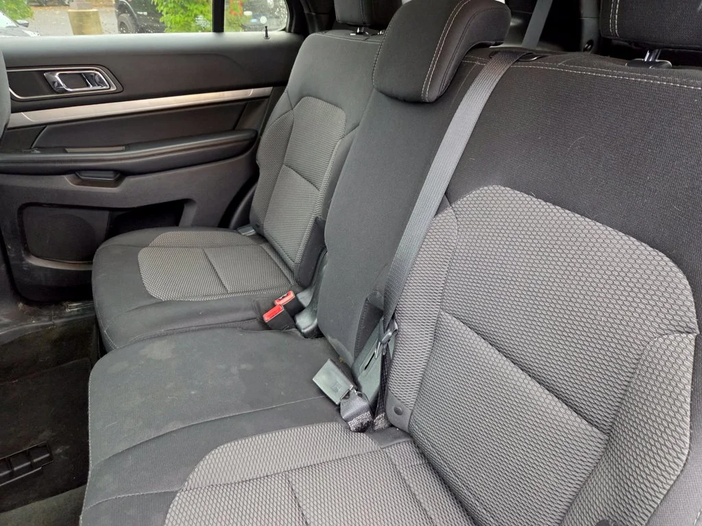 Used 2018 Blue Ford XLT image 21