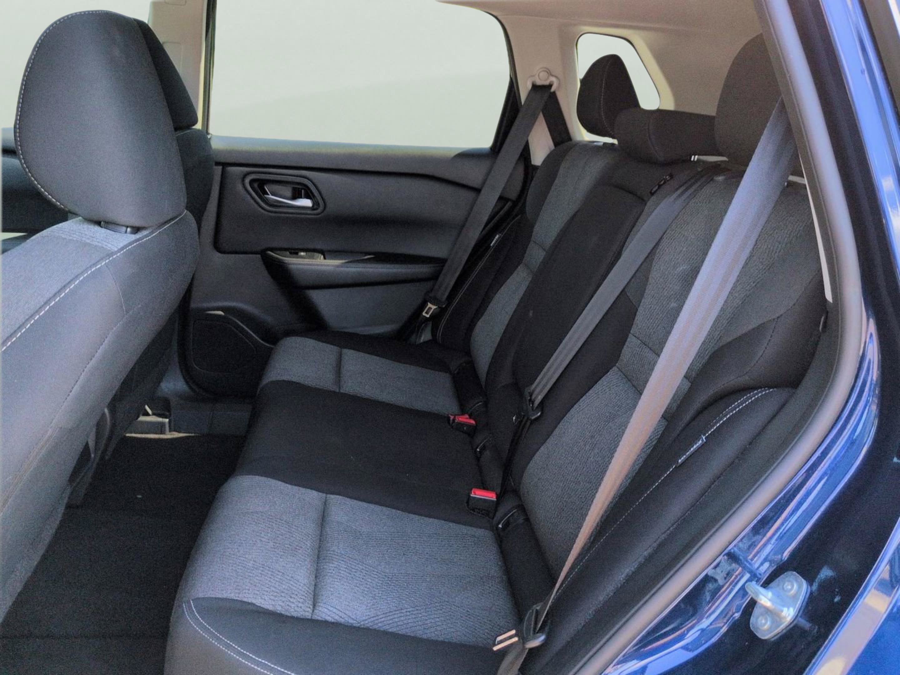 Used 2024 Deep Ocean Blue Pearl Nissan SV image 12