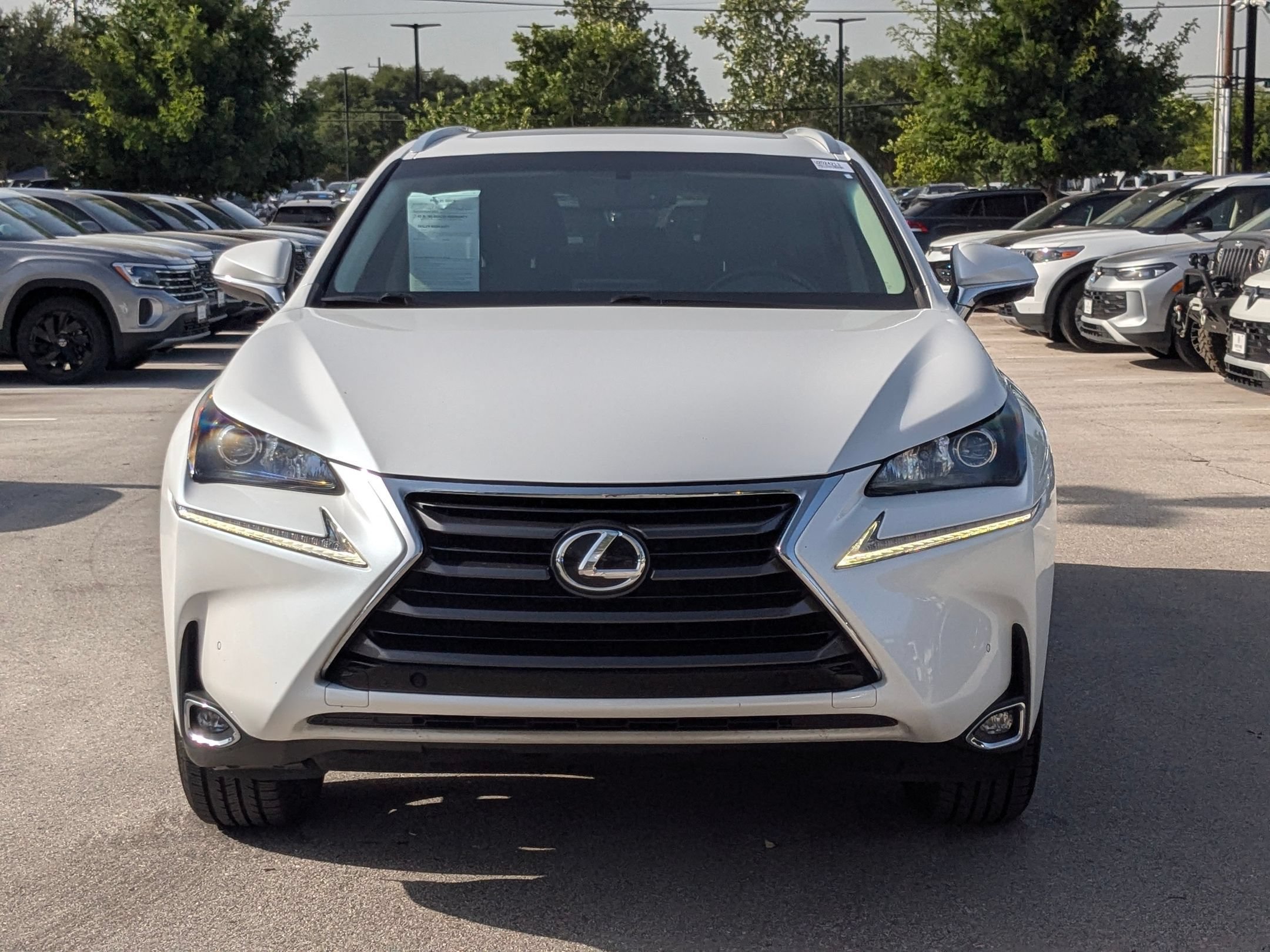 Used 2015 White Pearl Lexus 200t image 8