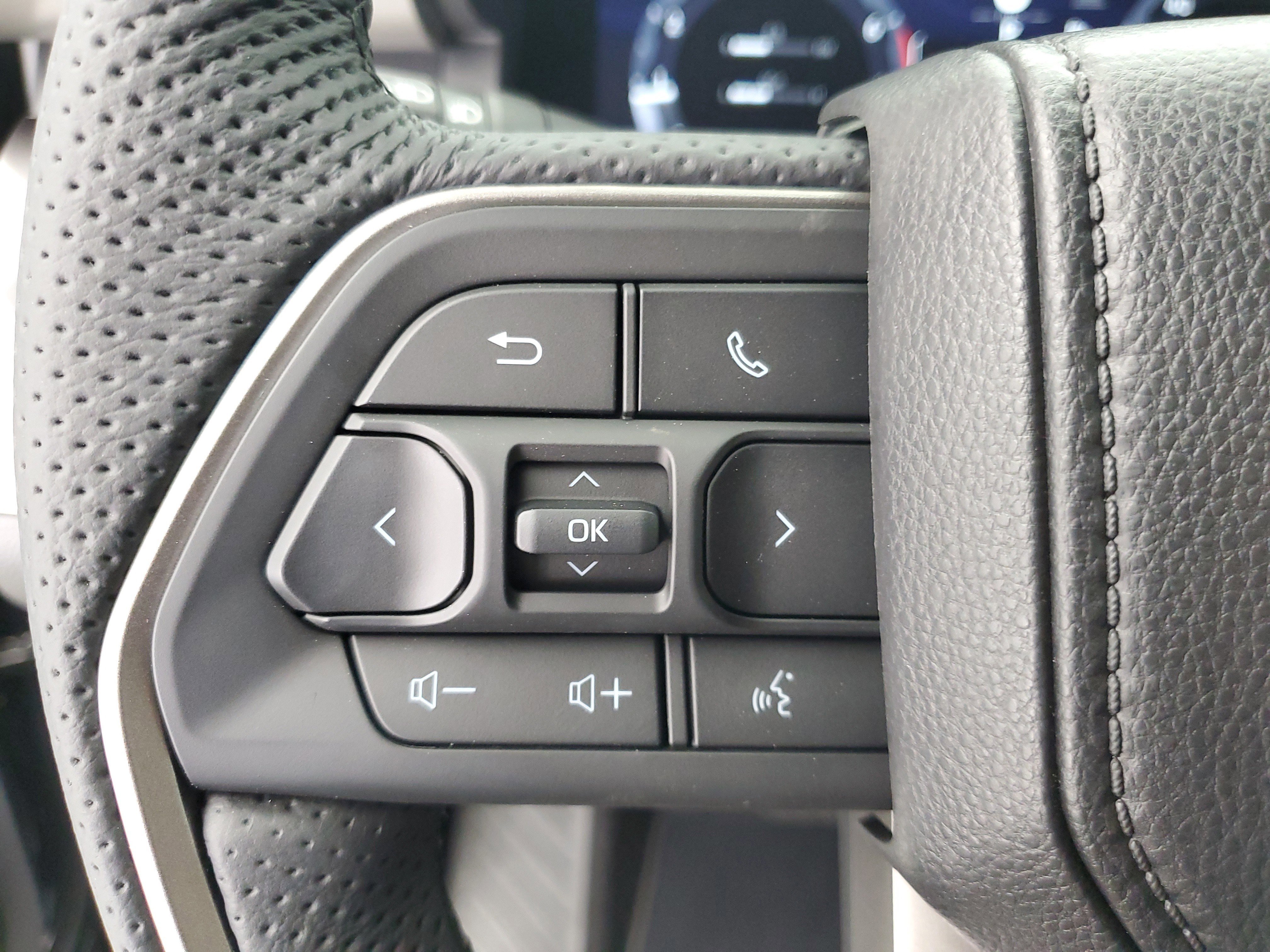 2025 Toyota Tacoma TRD Off Road - Photo 20