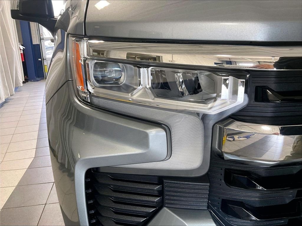 Used 2023 Gray Chevrolet LT image 33