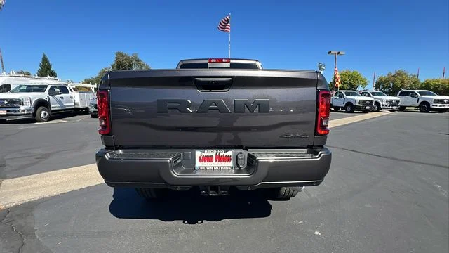 2026 RAM 2500 Tradesman/Black Express - Photo 5