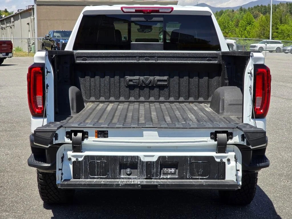 2025 GMC Sierra 1500 AT4X - Photo 23