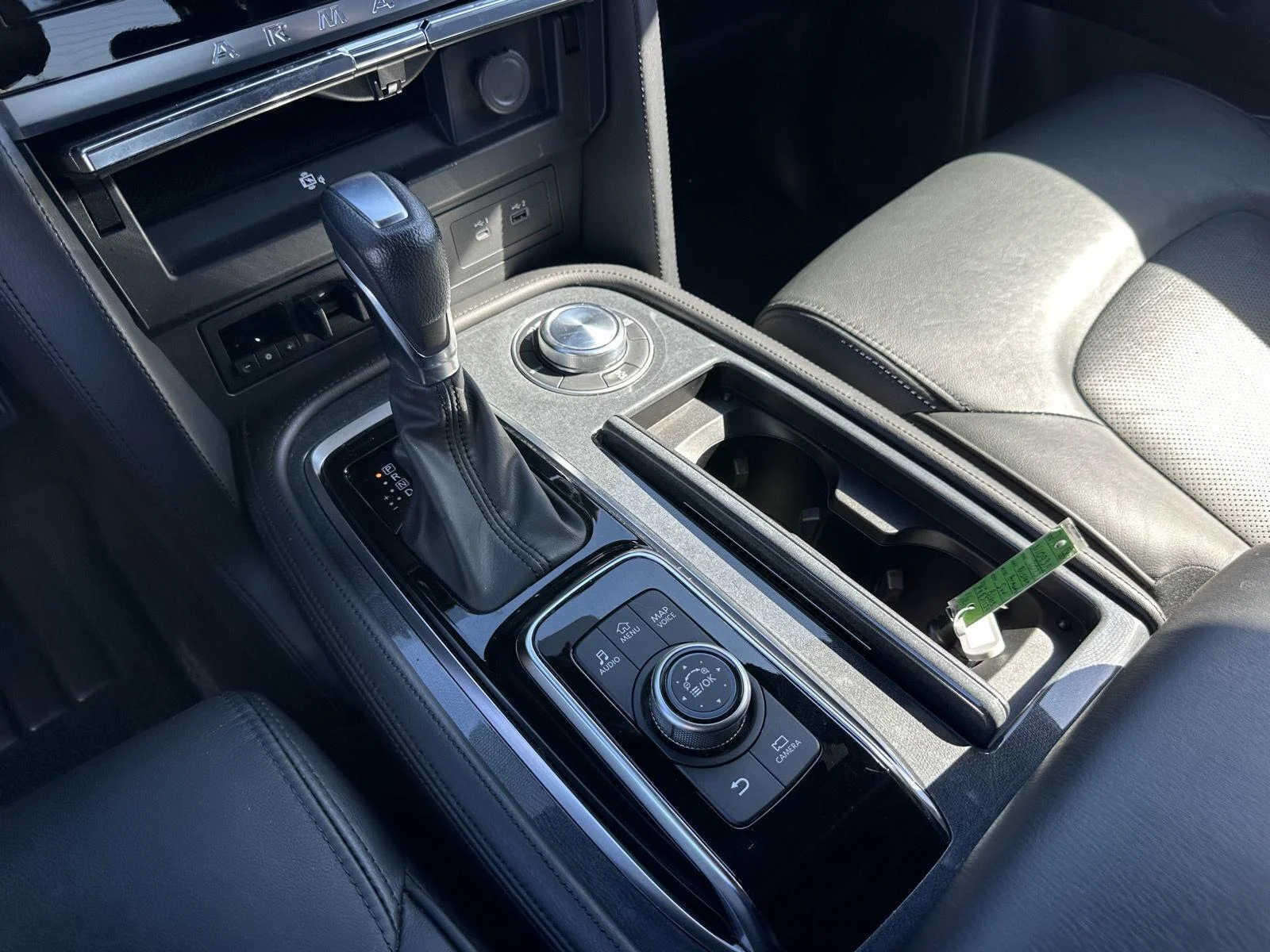 Used 2023 Super Black Nissan SL image 40
