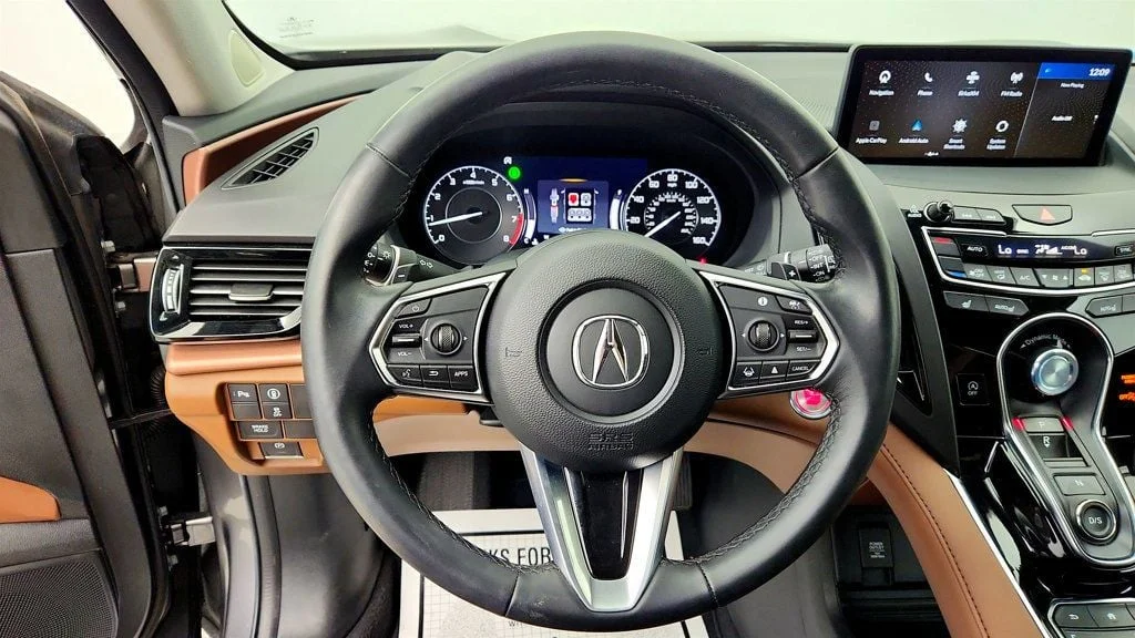 Used 2023 Liquid Carbon Metallic Acura FWD w/Technology Package image 13