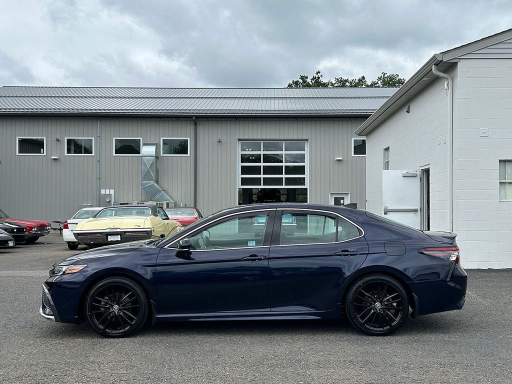 Used 2022  Toyota XSE image 14