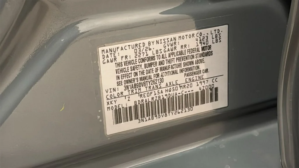 New 2026 Gray Nissan SR image 41