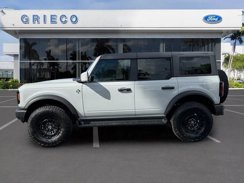 New 2026 Avalanche Gray Ford Outer Banks® image 4