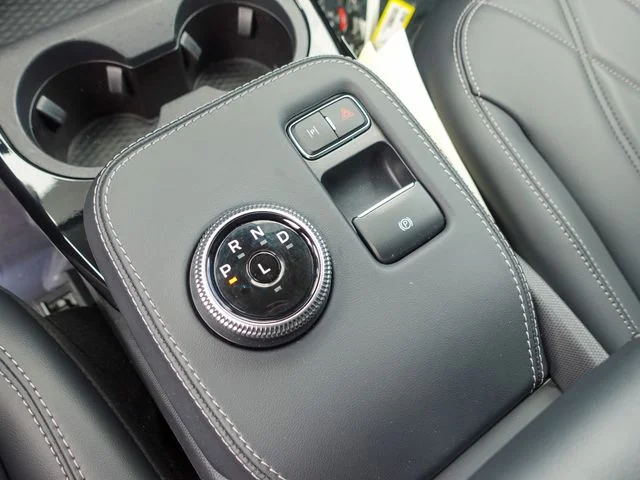 Used 2021 Silver Ford Select image 18