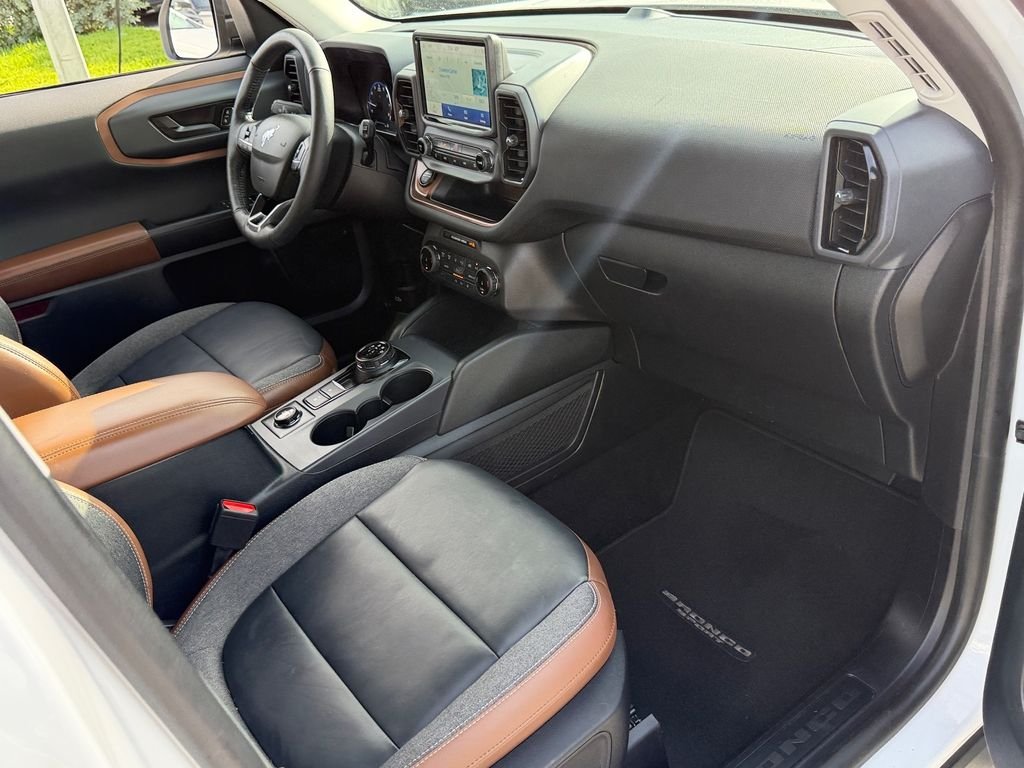 Used 2022 White Ford Outer Banks image 17