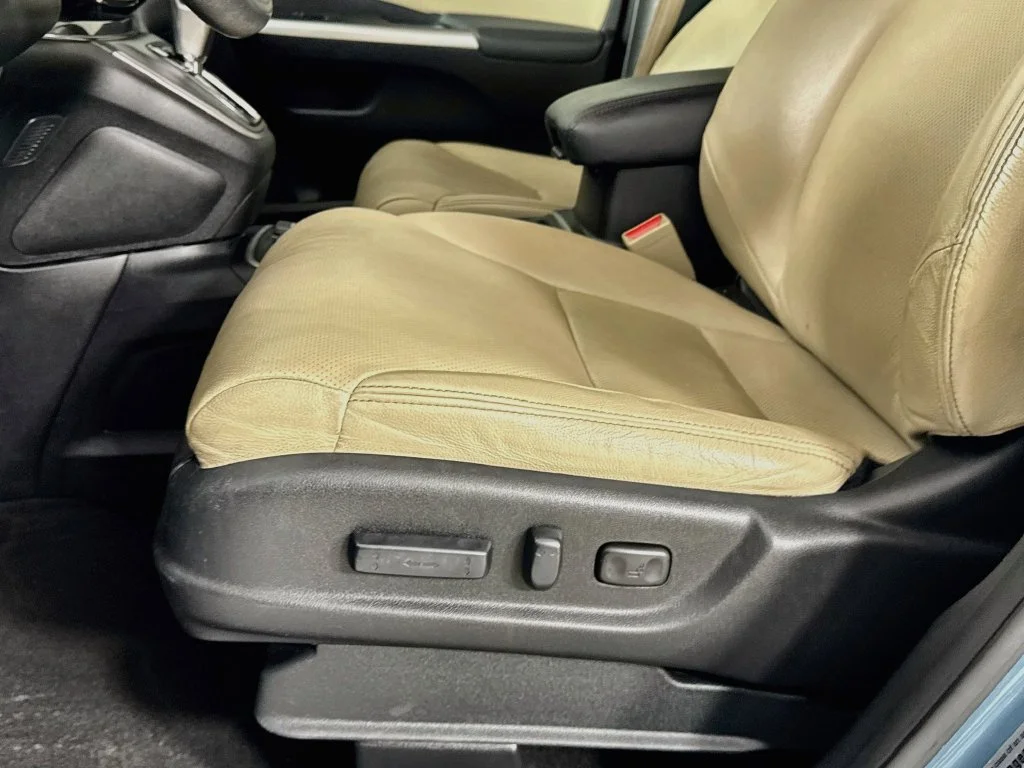 Used 2015 Mountain Air Metallic Honda EX-L image 23