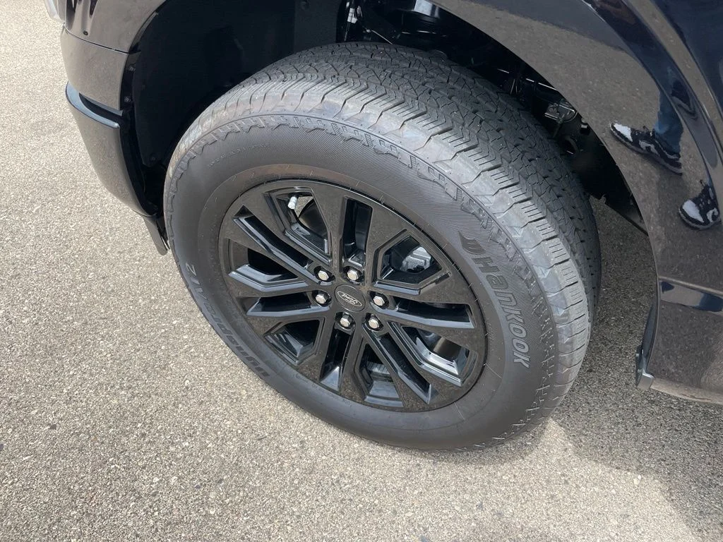 New 2026 Black Ford Lariat image 3
