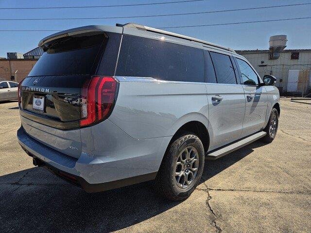 New 2027 Glacier Gray Metallic Tri-Coat Ford MAX Active image 5