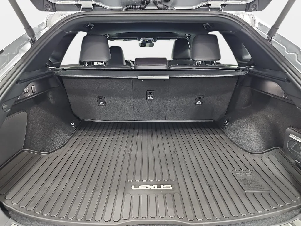 New 2026 Iridium Lexus PREMIUM PLUS image 12