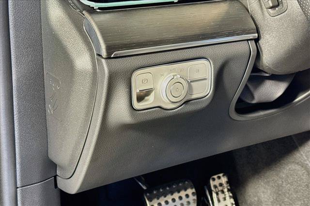 New 2027 Black Mercedes-Benz GLS 450 image 40
