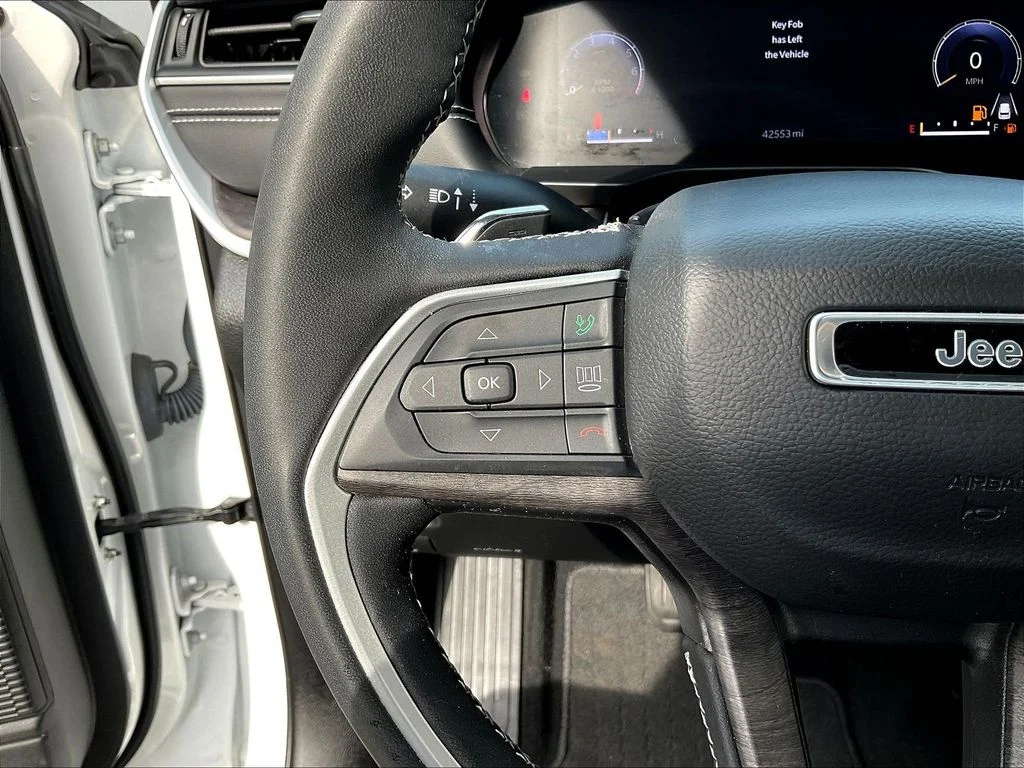 Used 2023 Bright White Clearcoat Jeep Limited image 13