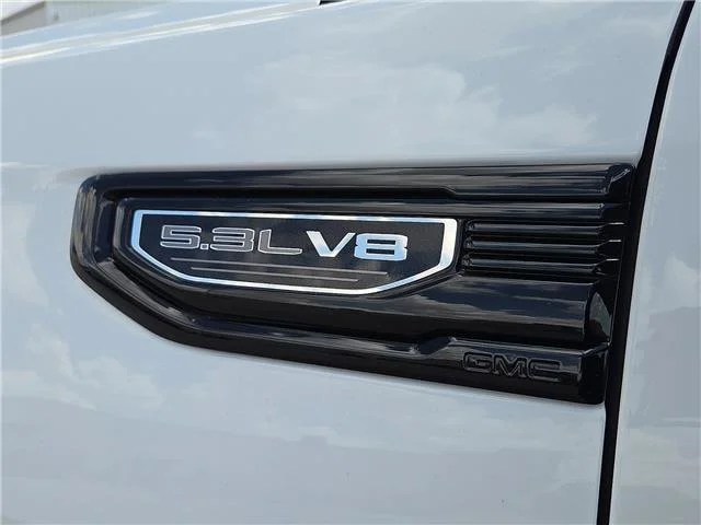 New 2026 Summit White GMC Elevation image 8