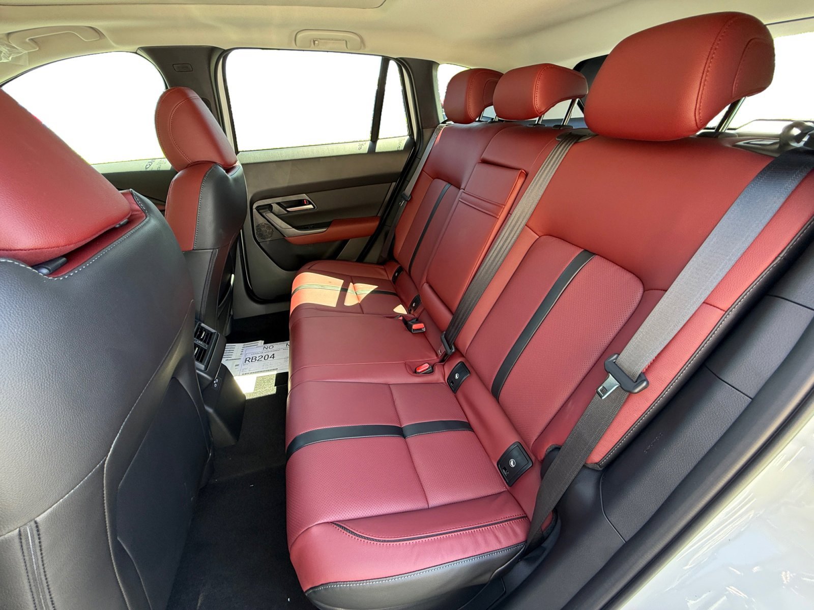 New 2026 Wind Chill Pearl Mazda Premium image 16