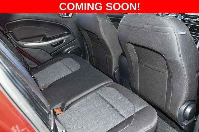 Used 2019 Red Ford SE image 27