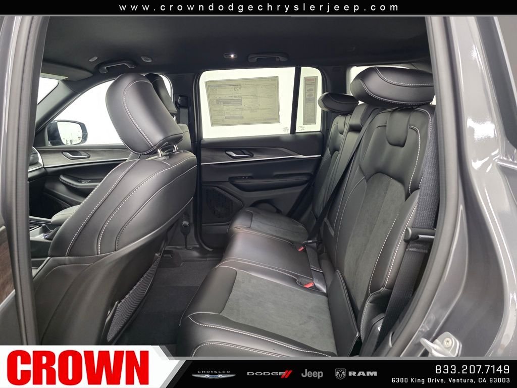 New 2026 Baltic Gray Metallic Clearcoat Jeep Altitude image 12