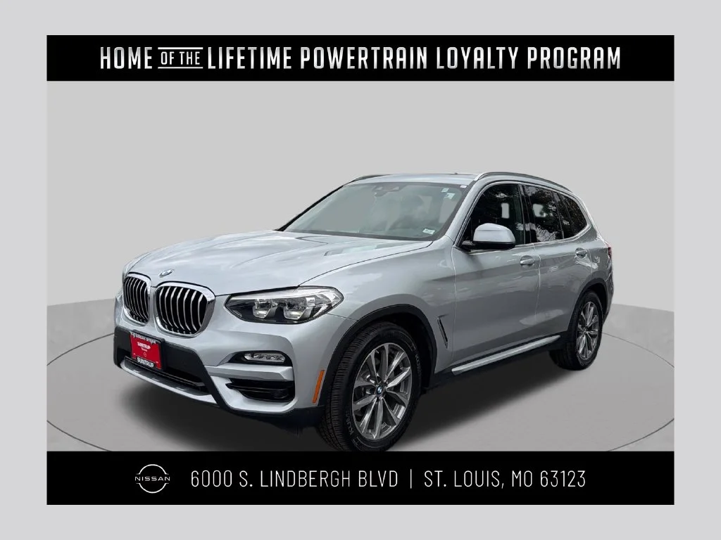 Used 2019 Silver BMW xDrive30i image 1