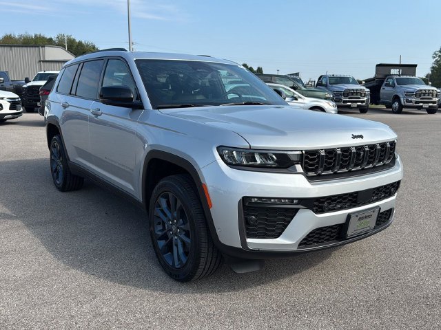 New 2026 Silver Zynith Exterior Paint Jeep  image 2