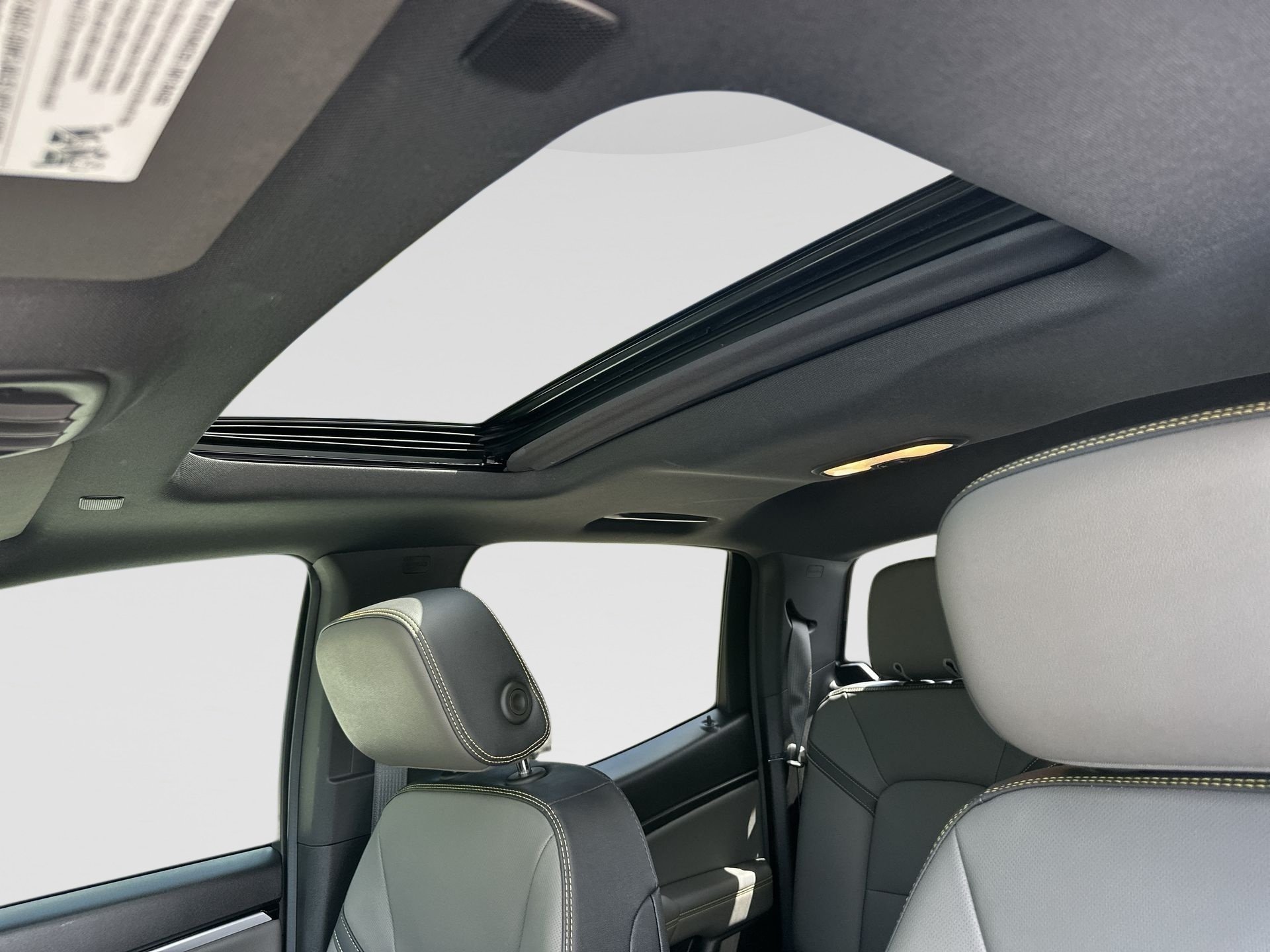 2024 Chevrolet Colorado ZR2 - Photo 19