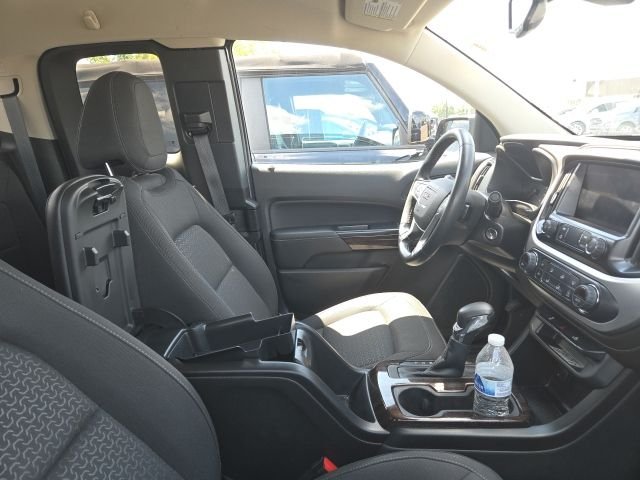 Used 2022 Black GMC Elevation image 5