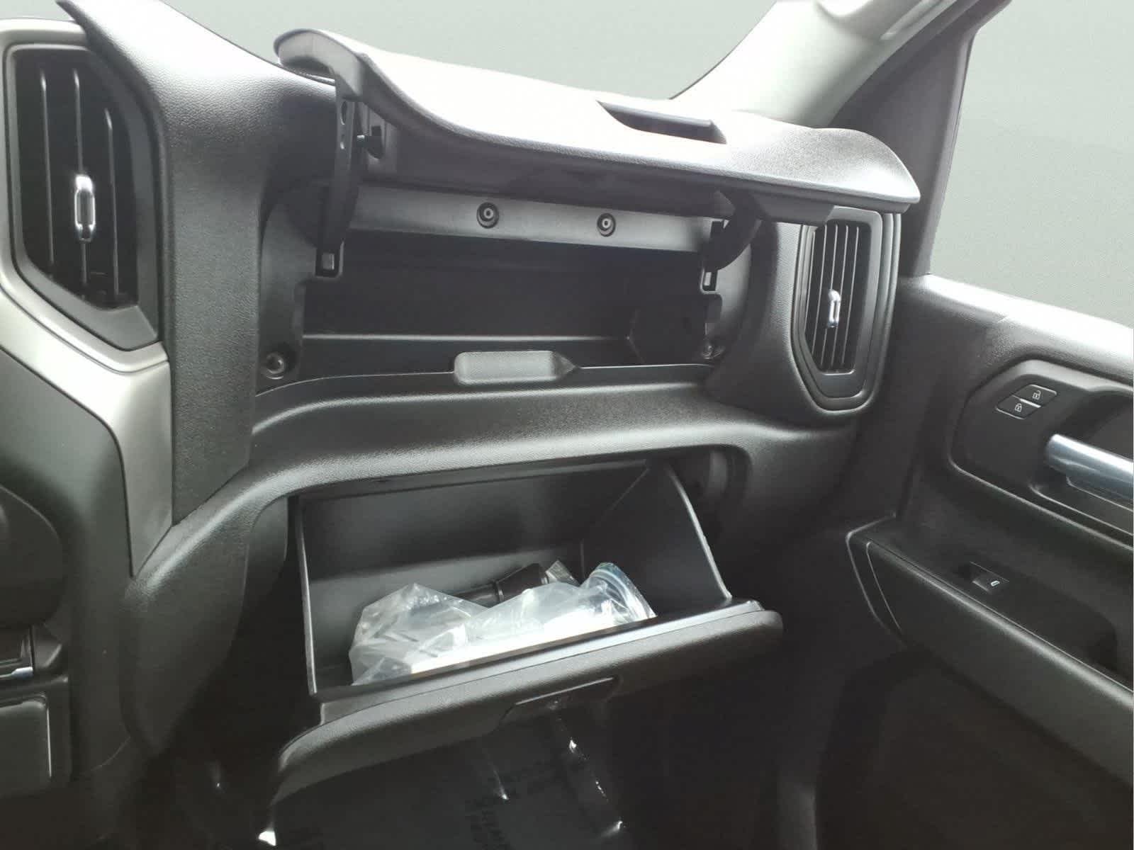 Used 2025 Black Chevrolet Custom image 26