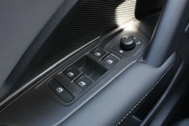 New 2026 Silver Volkswagen 2.0T SE image 7