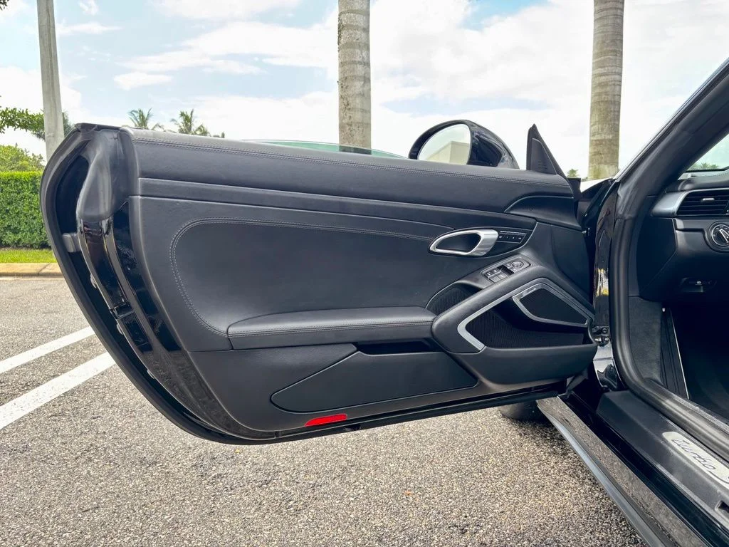 2017 Porsche 911 Turbo - Photo 19