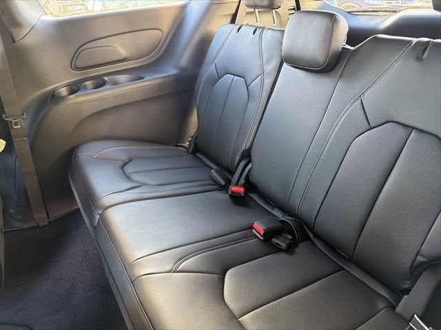 2026 Chrysler Pacifica Select - Photo 7