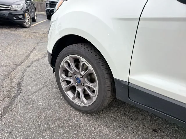 Used 2021 White Ford Titanium image 33