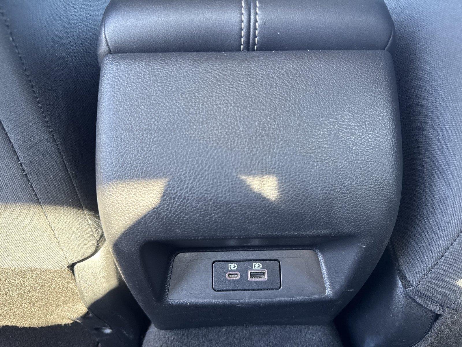 Used 2025 Super Black Nissan SV image 31