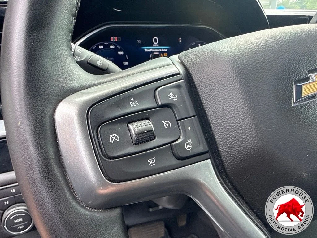 Used 2025 Gray Chevrolet LT image 18