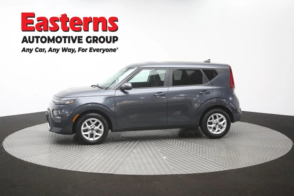 Used 2022 Gray Kia LX image 57