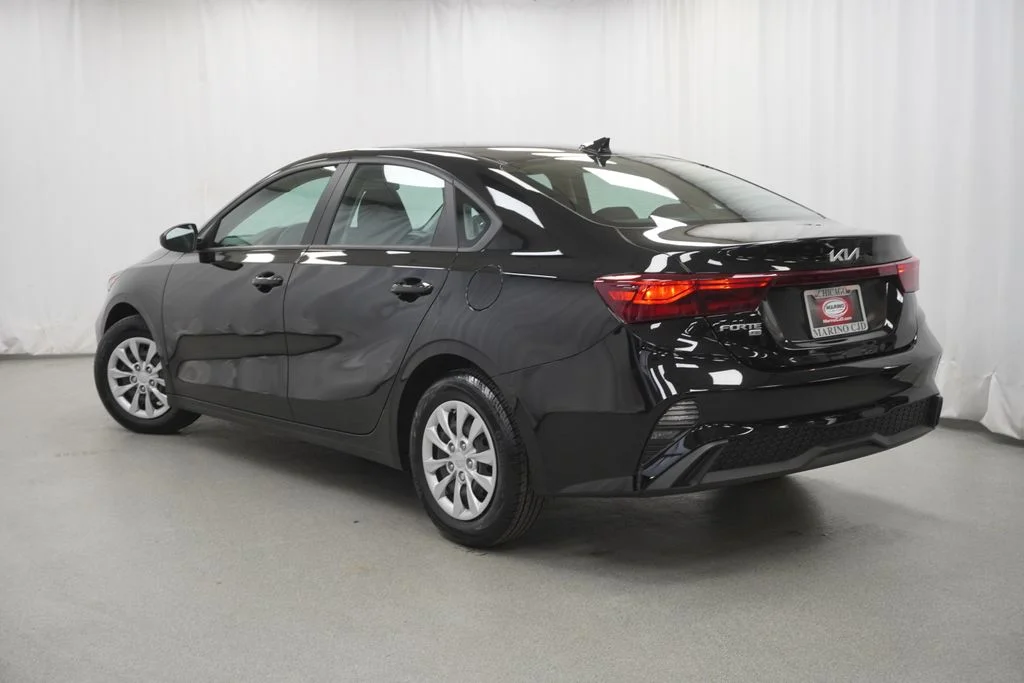 Used 2024 Black Kia LX image 15