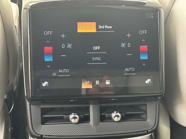 2026 Cadillac VISTIQ Luxury - Photo 14