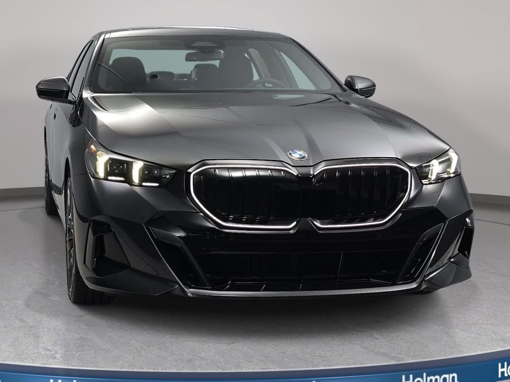 New 2027 Dark Graphite Metallic BMW 540i xDrive image 2