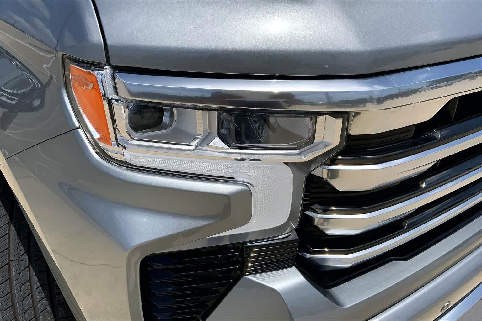 Used 2023 Sterling Gray Metallic Chevrolet High Country image 27
