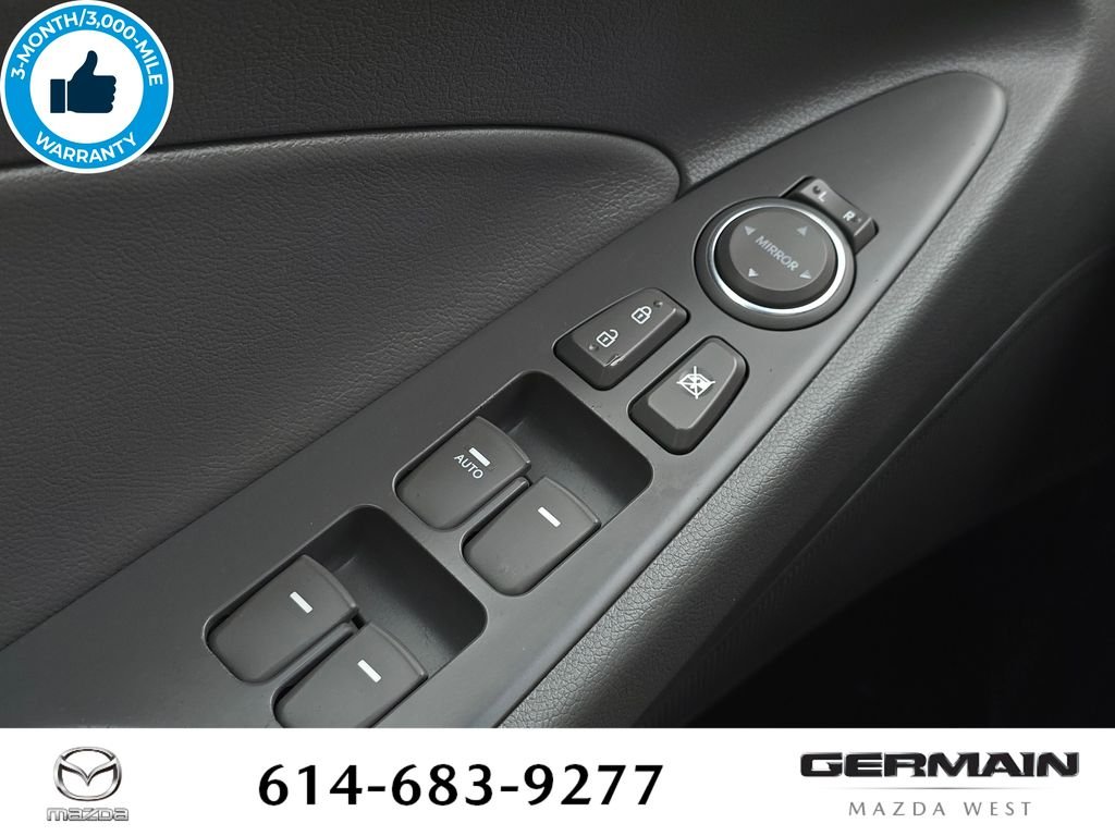 Used 2014 Gray Hyundai GLS image 27