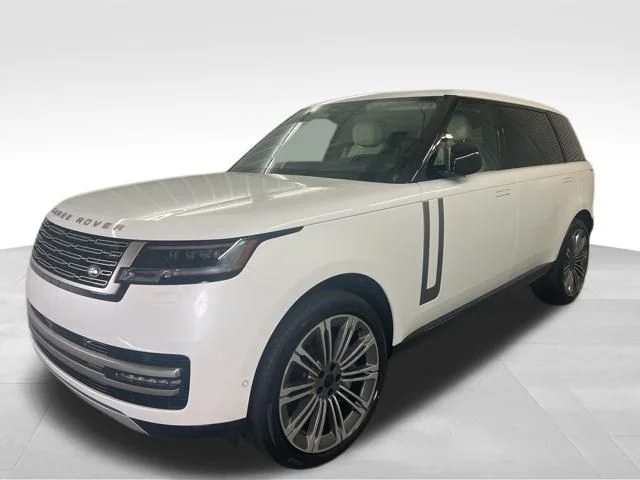2026 Land Rover Range Rover 4.4 SE LWB 7's photo