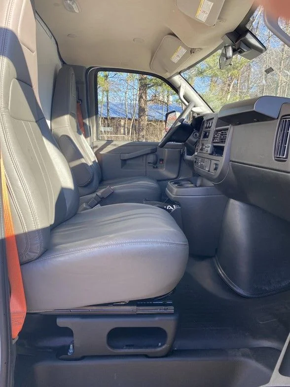 Used 2024 White Chevrolet Work Van image 22