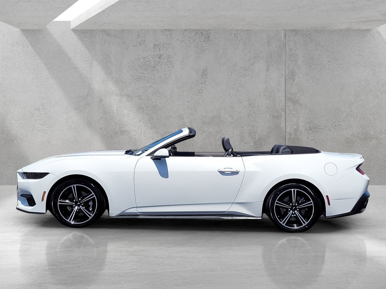 Used 2025 White Ford EcoBoost image 7