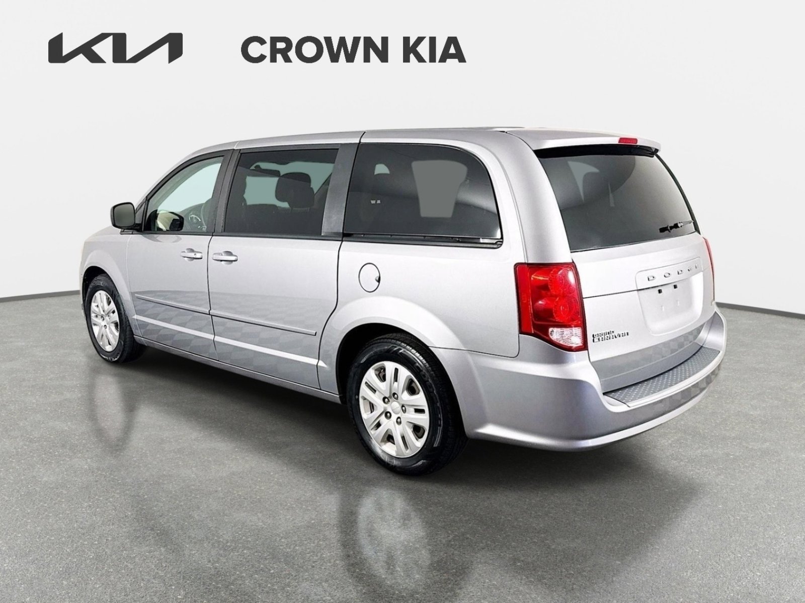 Used 2016 Billet Silver Metallic Clearcoat DODGE SE image 7