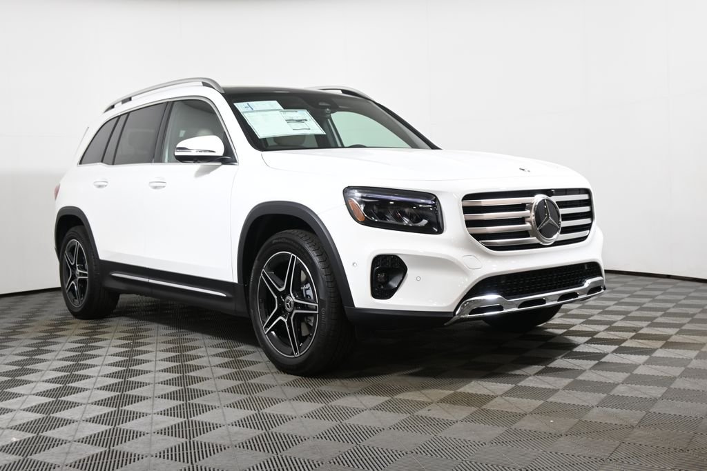 Used 2026 Polar White Mercedes-Benz GLB 250 image 9