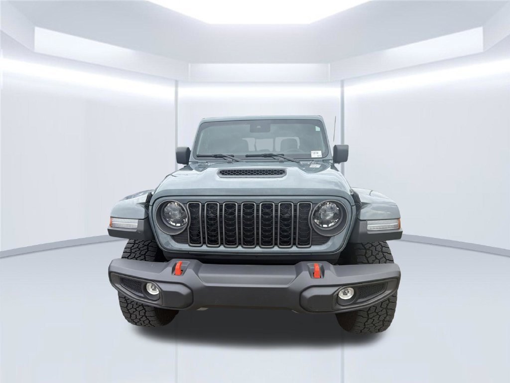 Used 2025 Gray Jeep Mojave image 8