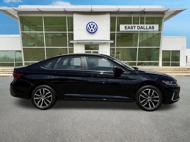 Used 2026 Black Volkswagen 1.5T SE image 2