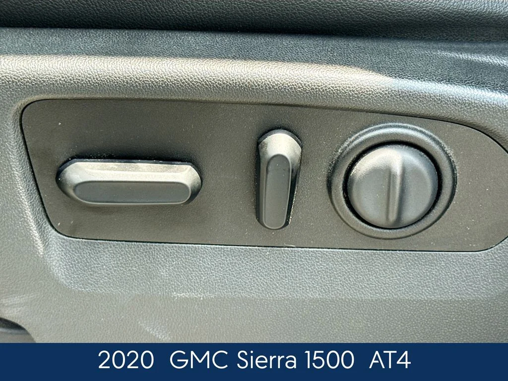 Used 2020 White GMC AT4 image 21