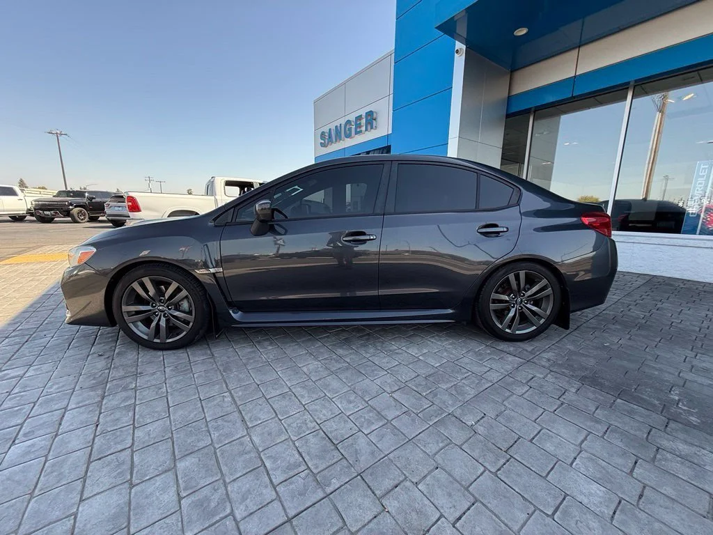 Used 2017 Gray Subaru Premium image 7